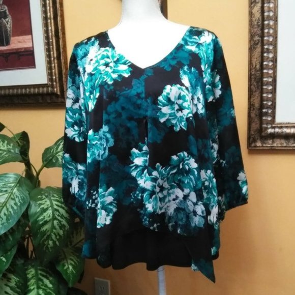 AGB Tops - AGB Floral Blouse With Black Tank Cami